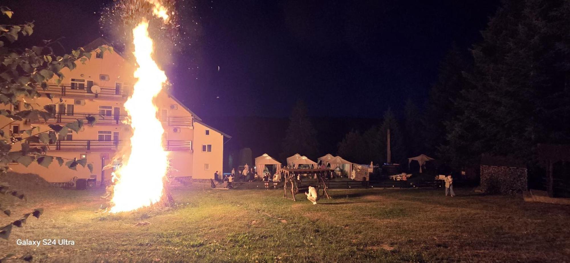 Hotel Poiana Bucovat Hura-Humora Exteriér fotografie